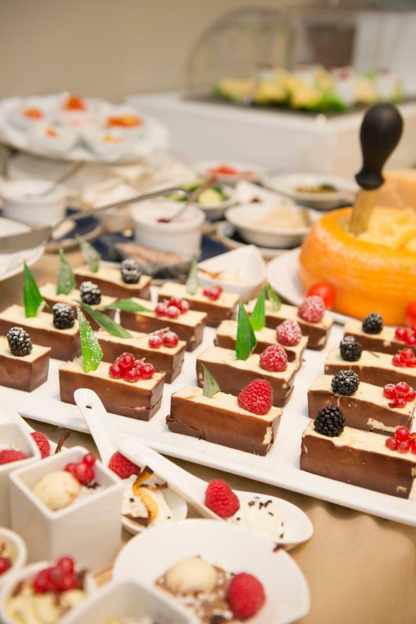 Hotel Fiamma & Spa Cesenatico Luaran gambar