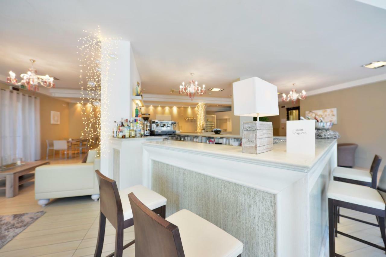 Hotel Fiamma & Spa Cesenatico Luaran gambar