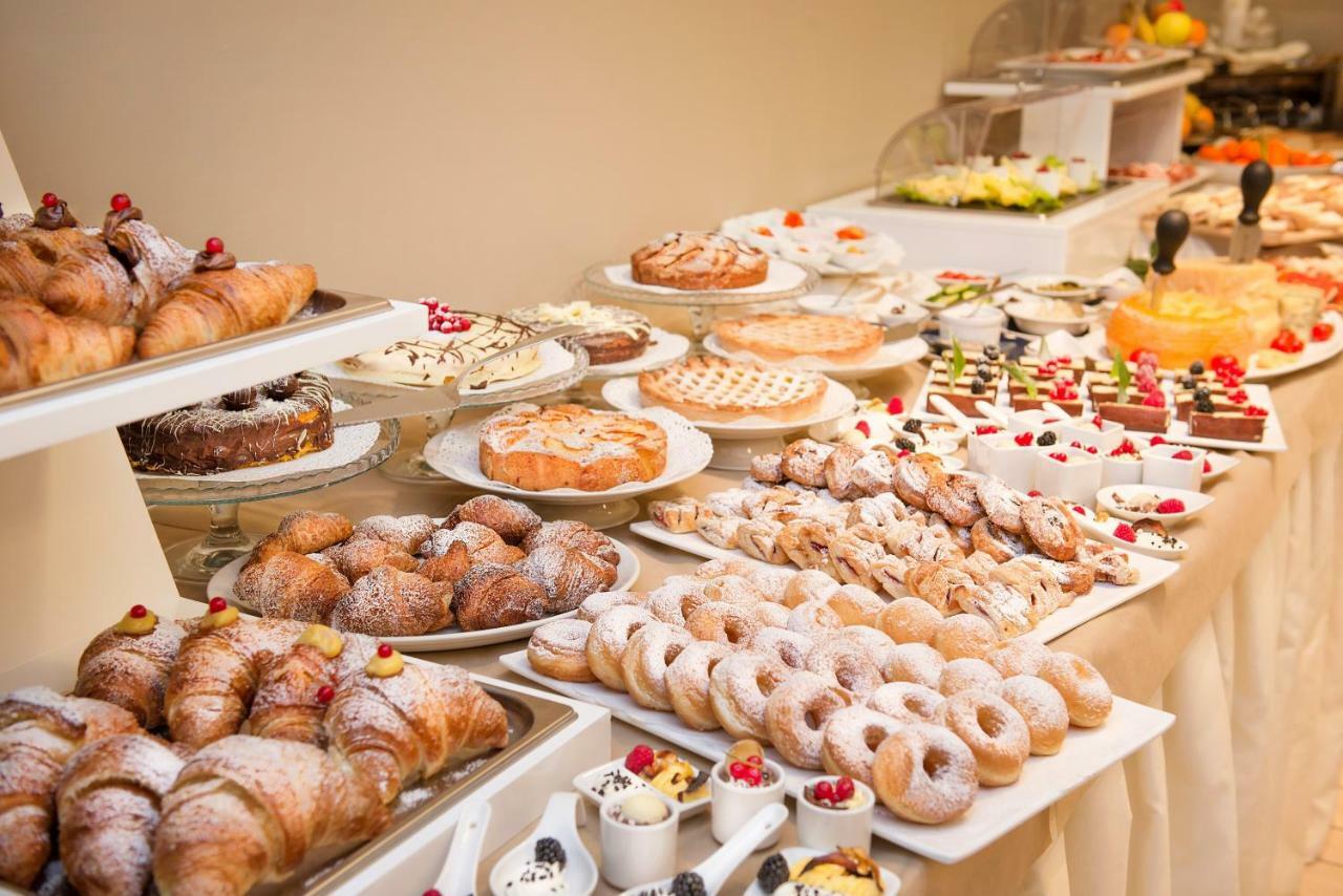Hotel Fiamma & Spa Cesenatico Luaran gambar