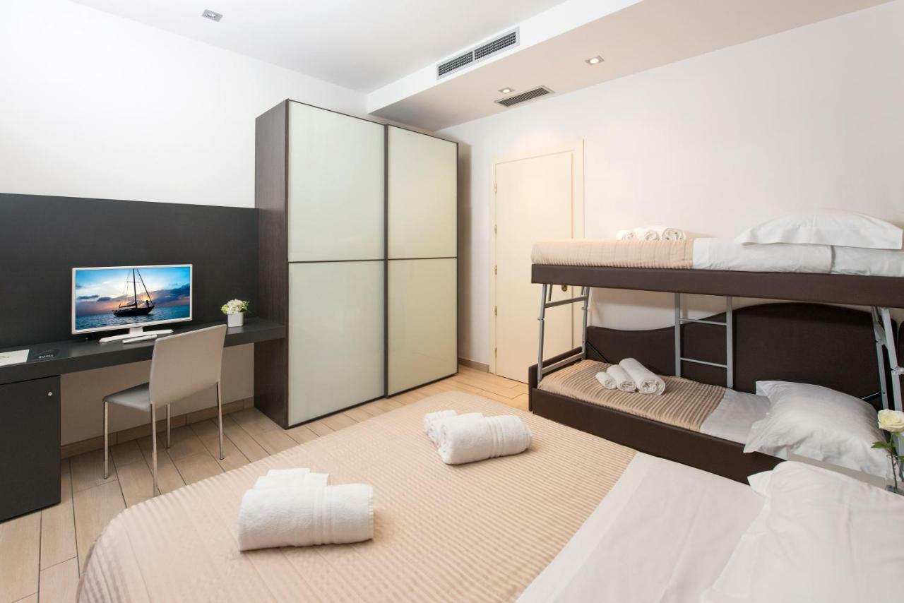 Hotel Fiamma & Spa Cesenatico Luaran gambar