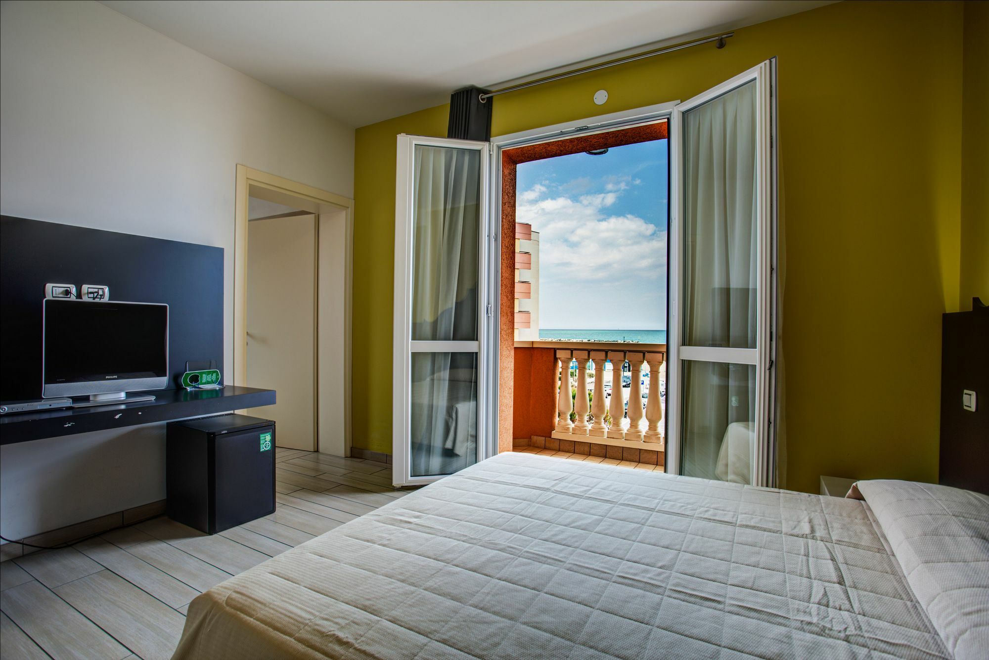 Hotel Fiamma & Spa Cesenatico Luaran gambar