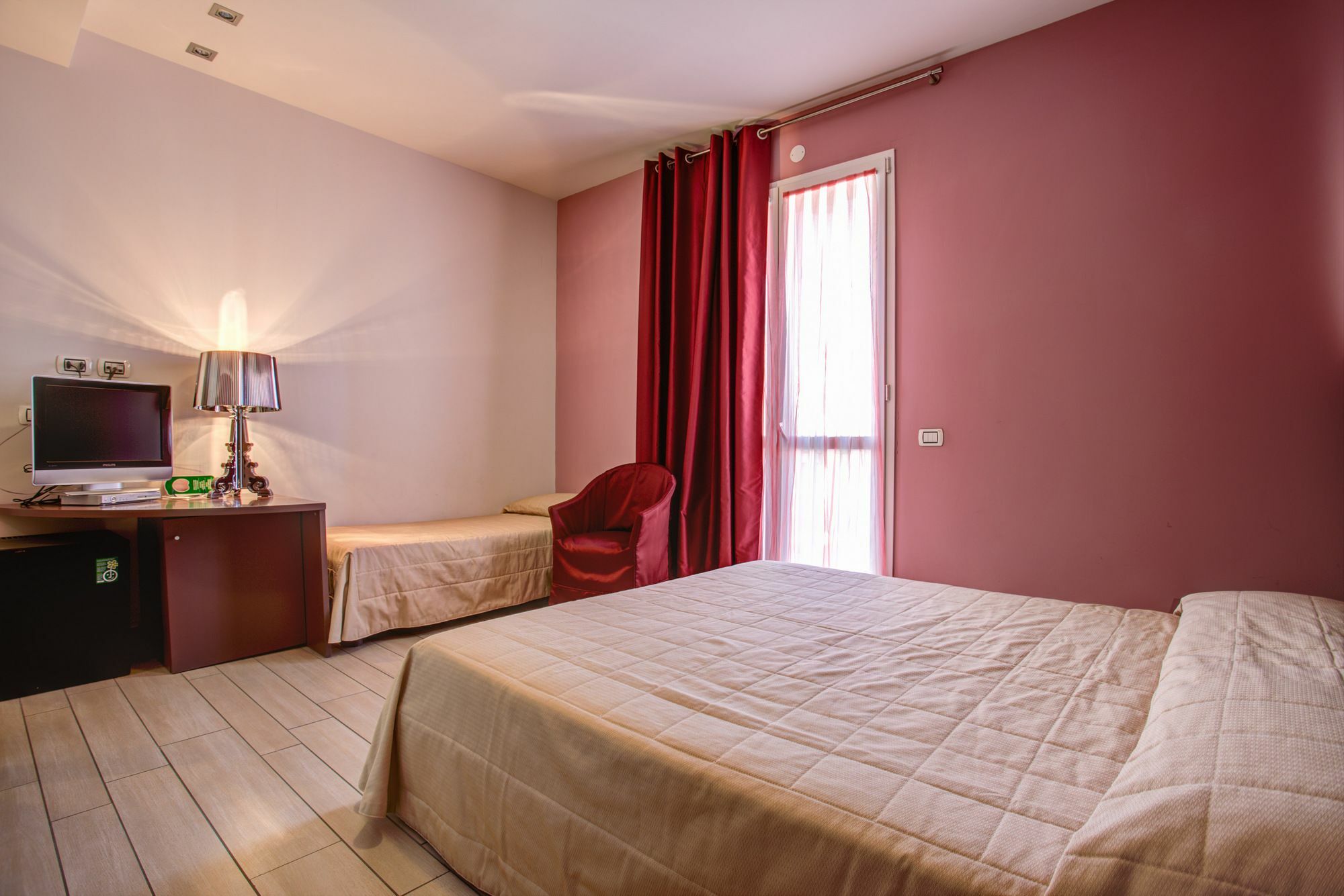 Hotel Fiamma & Spa Cesenatico Luaran gambar